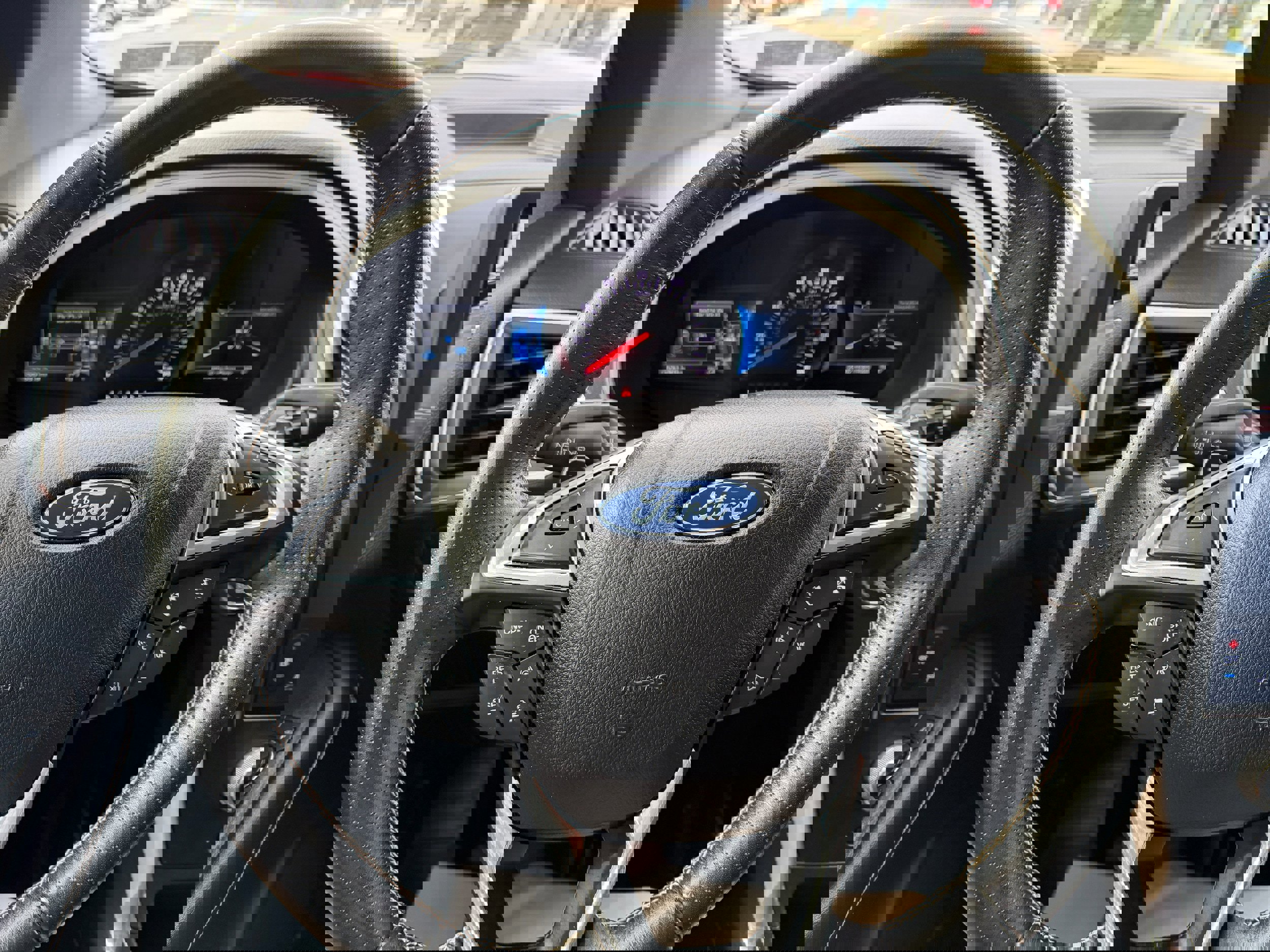 Certified 2022 Ford Edge ST image 16