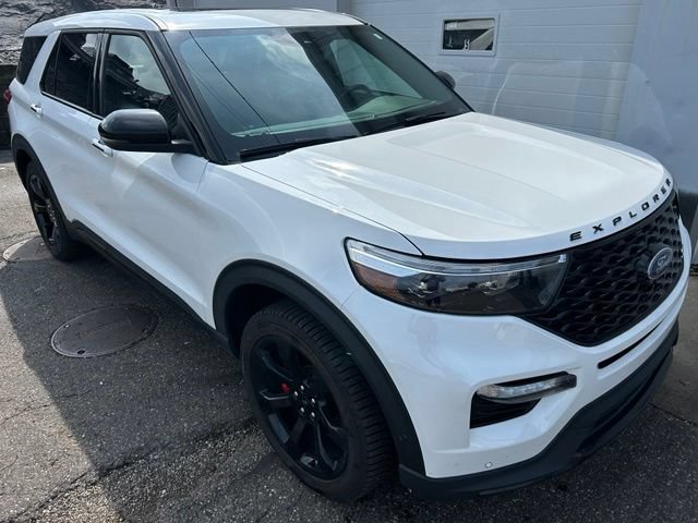 Certified 2022 Ford Explorer ST w/ Equipment Group 401A AWD/4WD image 7