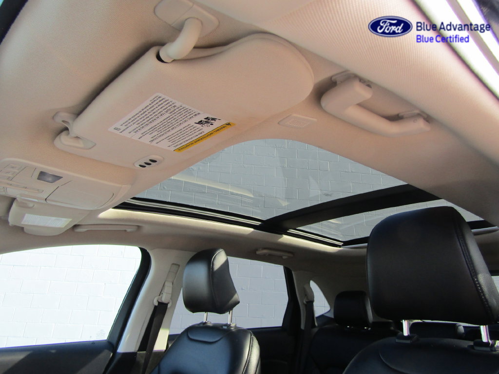 Certified 2024 Ford Edge SEL w/ Convenience Package AWD/4WD image 5