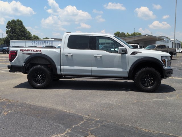 Certified 2024 Ford F150 Raptor AWD/4WD image 3
