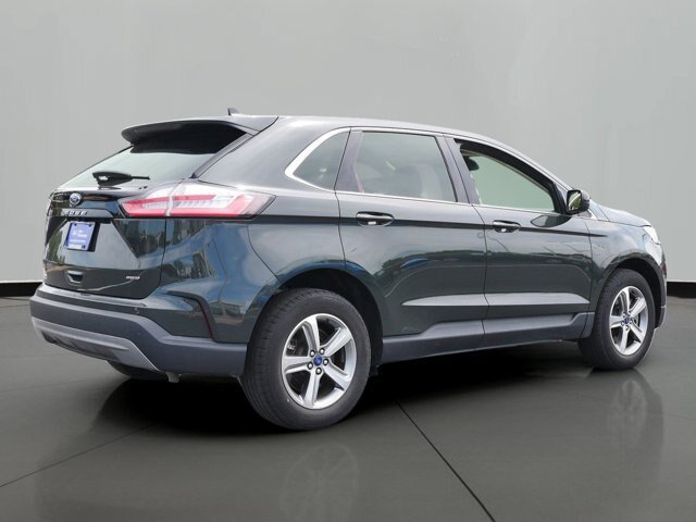Certified 2022 Ford Edge SEL w/ Convenience Package AWD/4WD image 3