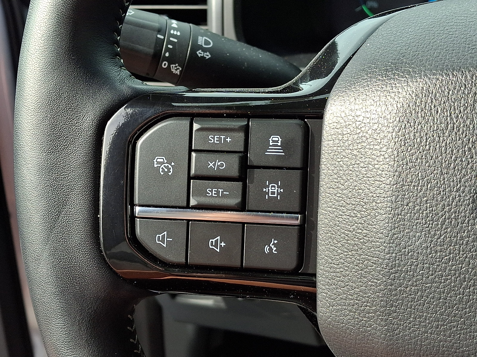 Certified 2022 Ford F150 Lightning Platinum AWD/4WD image 22