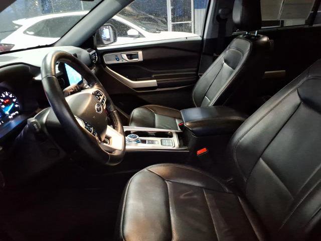 Certified 2022 Ford Explorer Limited w/ Equipment Group 301A image 10