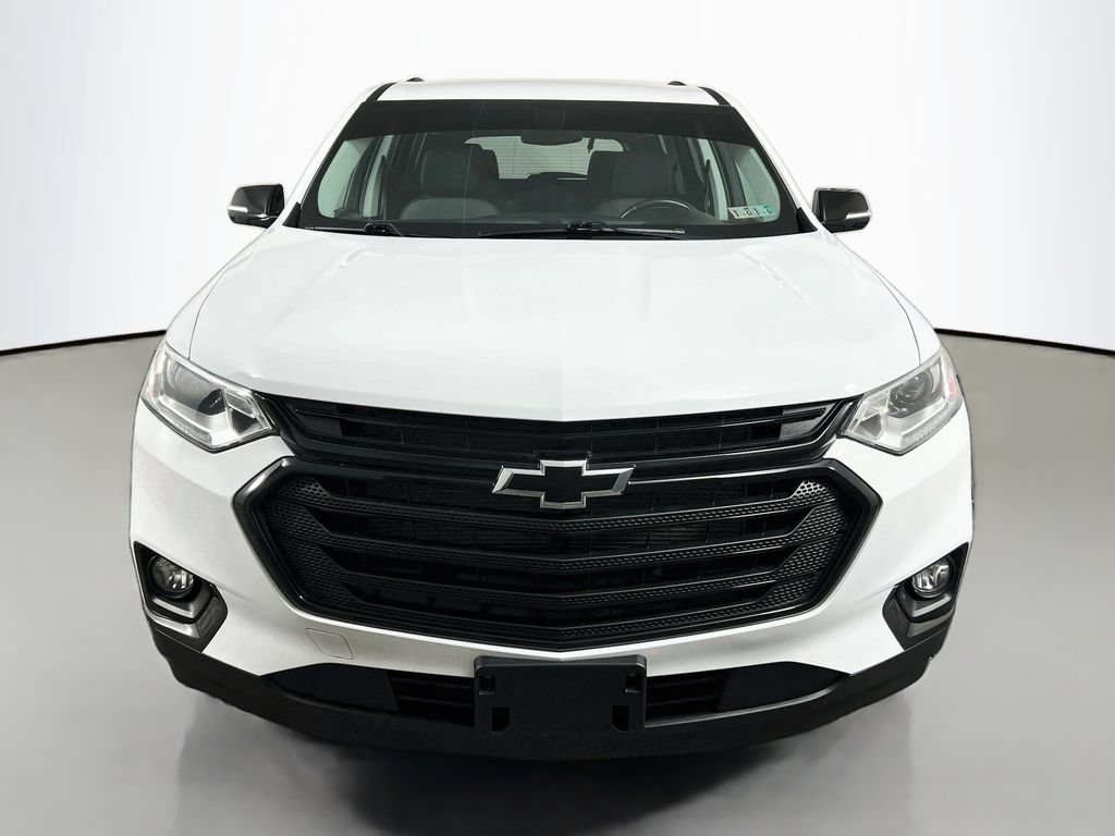 Used 2020 Chevrolet Traverse LT w/ LPO, Blackout Package AWD/4WD image 3