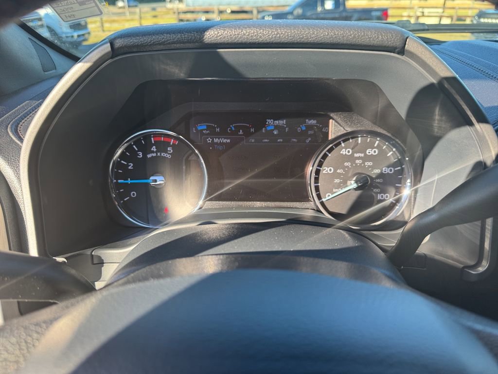 Certified 2022 Ford F450 Platinum w/ FX4 Off-Road Package image 37