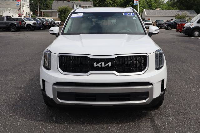 Used 2023 Kia Telluride EX w/ EX Captain's Chair Package AWD/4WD image 13