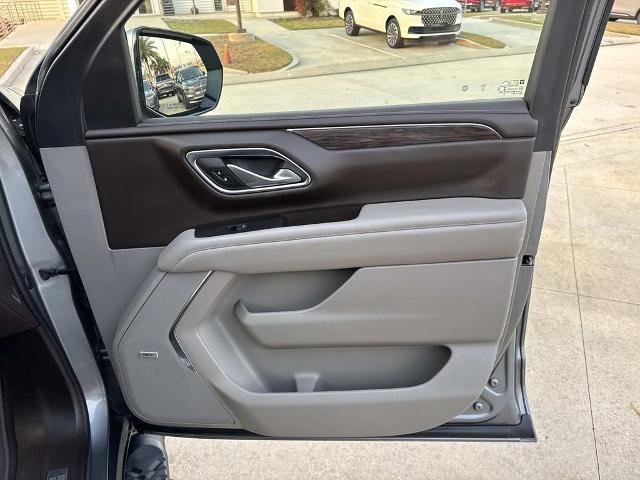 Used 2022 Chevrolet Tahoe Z71 w/ Luxury Package image 17