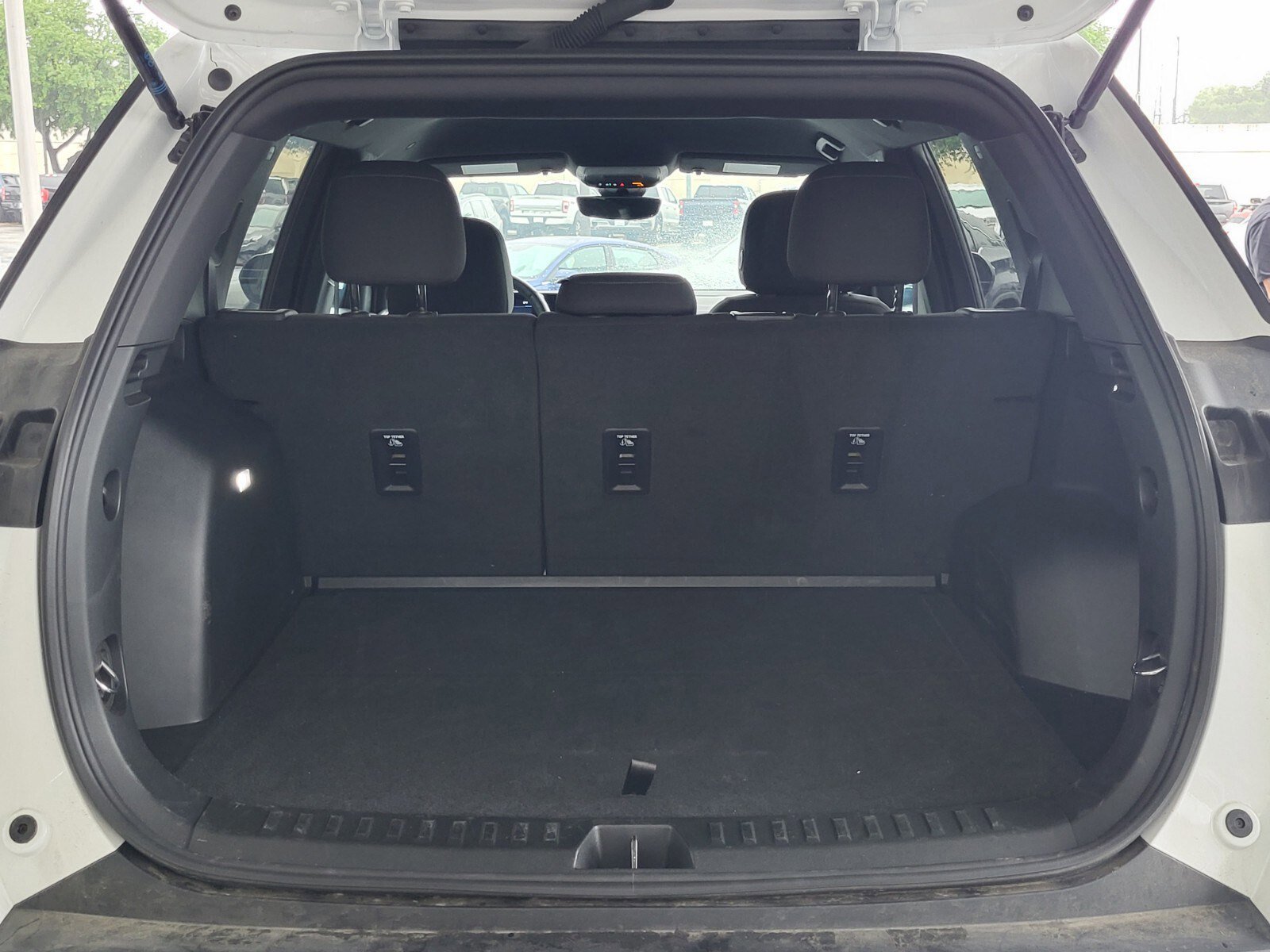 Used 2026 Chevrolet Equinox LT w/ Safety and Technology Package image 28