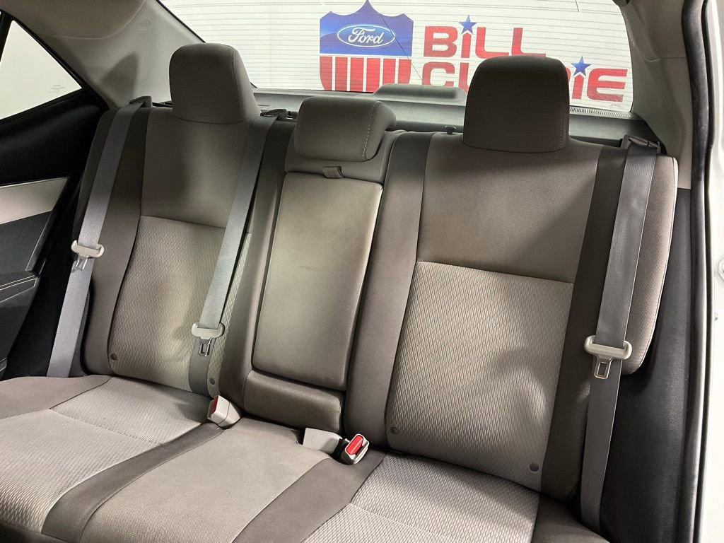 Used 2018 Toyota Corolla LE w/ LE Premium Package image 16