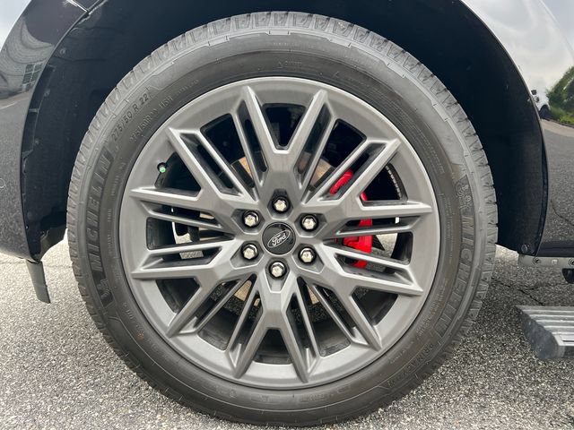 Certified 2025 Ford Expedition Platinum w/ Stealth Performance Package AWD/4WD image 15