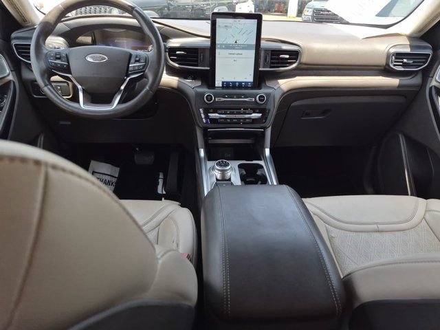 Certified 2020 Ford Explorer Platinum w/ Premium Technology Package AWD/4WD image 18