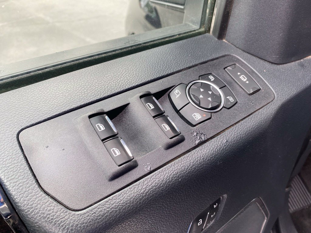 Certified 2022 Ford F250 Lariat w/ Lariat Value Package AWD/4WD image 13