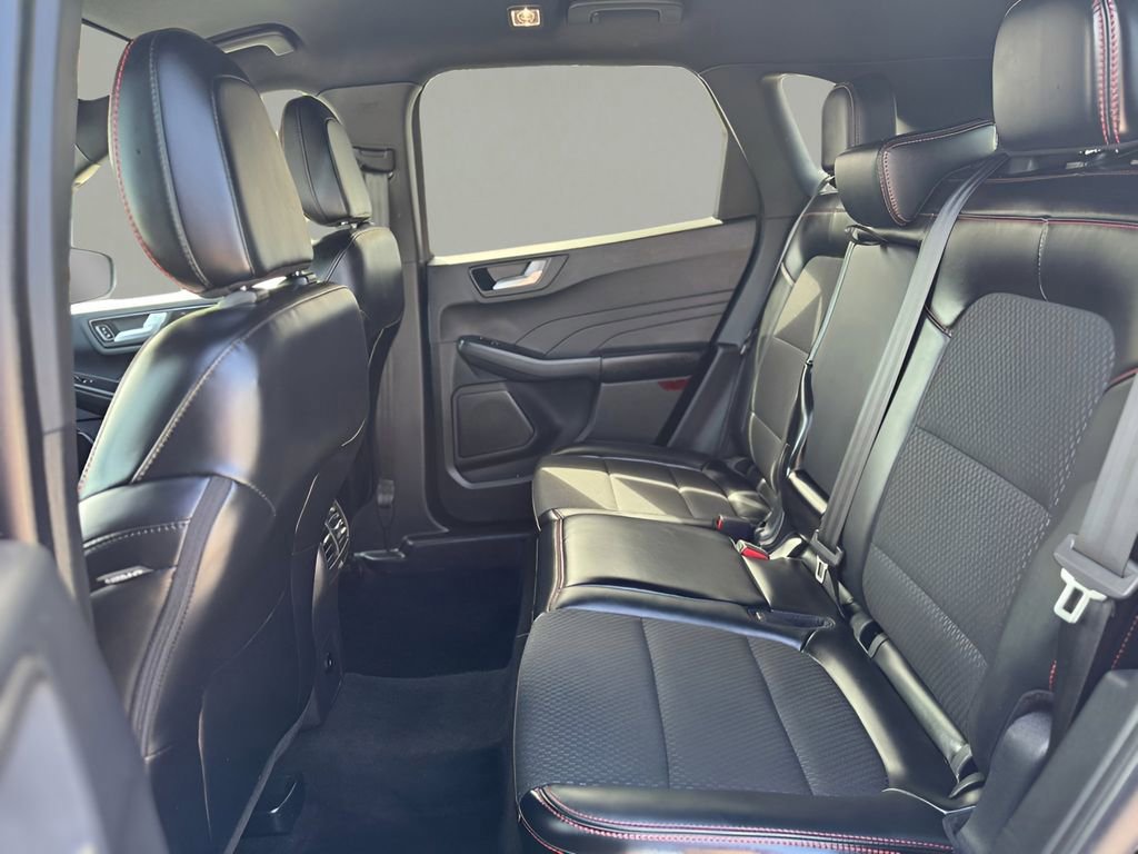 Certified 2025 Ford Escape ST-Line image 13