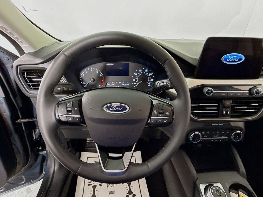 Certified 2022 Ford Escape SE w/ Convenience Package FWD image 16