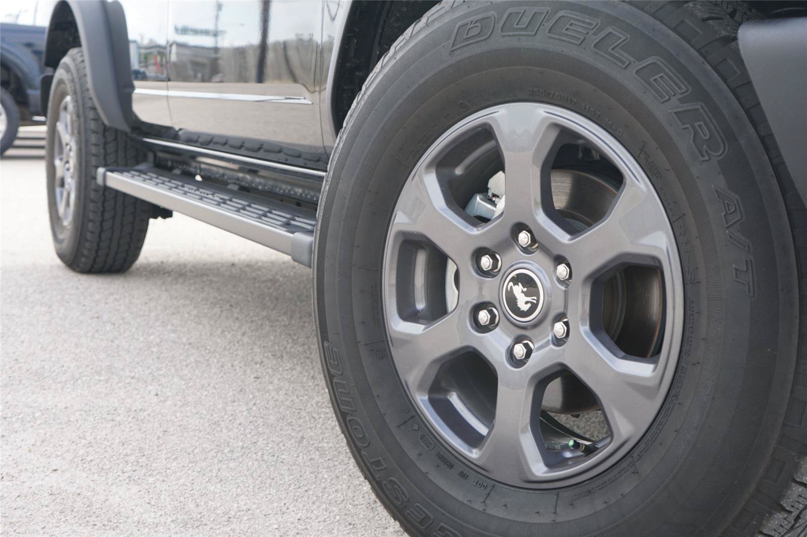 Certified 2024 Ford Bronco Big Bend AWD/4WD image 2