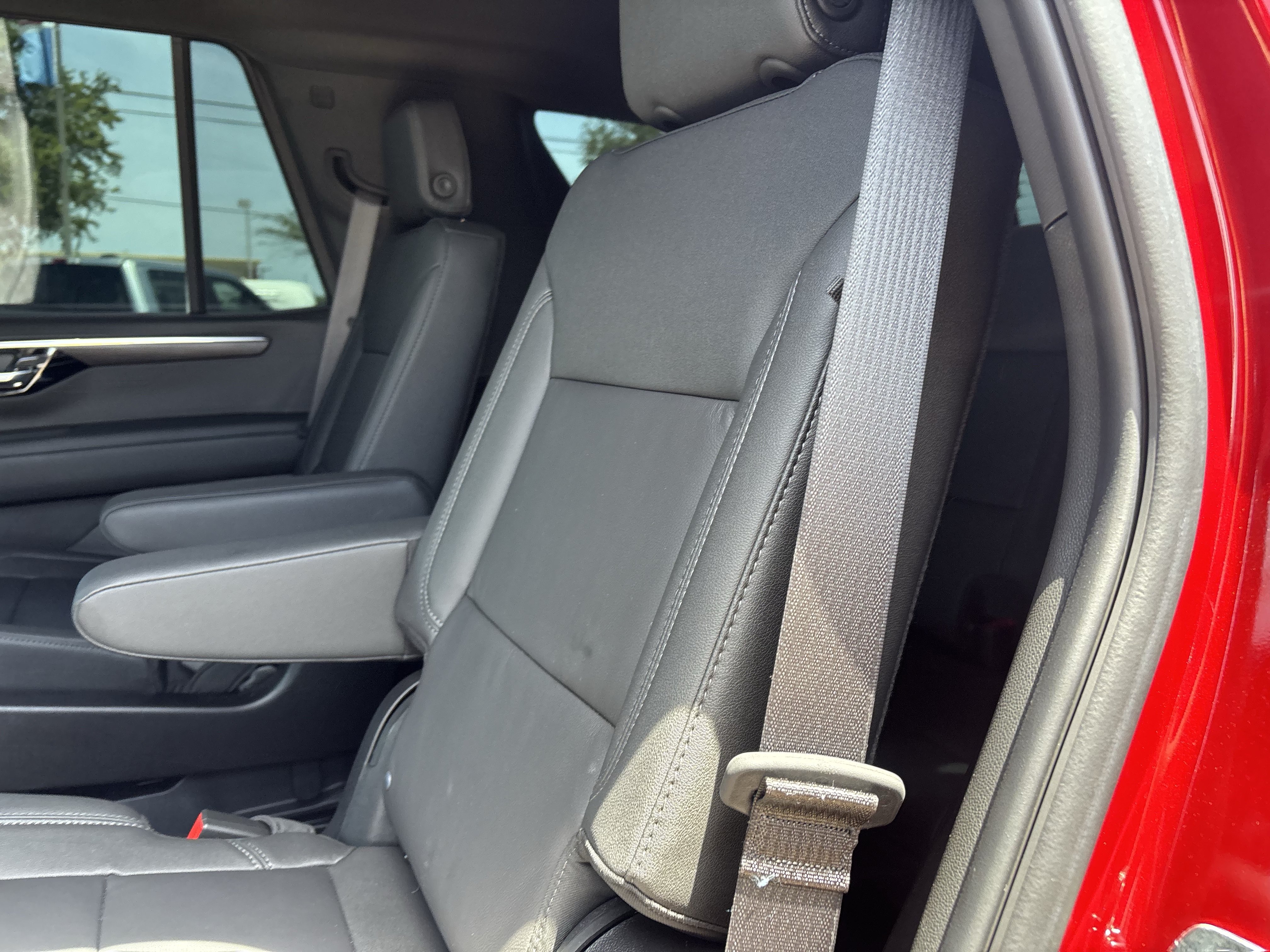 Used 2026 Chevrolet Tahoe LT w/ Comfort Package RWD image 16
