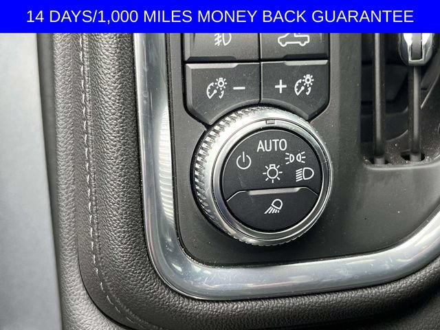 Used 2022 GMC Sierra 1500 Denali w/ Denali Premium Package AWD/4WD image 17