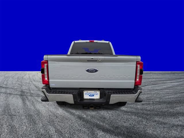 Certified 2025 Ford F350 Lariat w/ FX4 Off-Road Package image 4