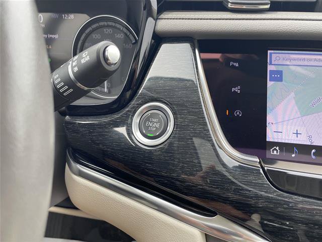 Used 2022 Cadillac XT6 Premium Luxury w/ Technology Package AWD/4WD image 31