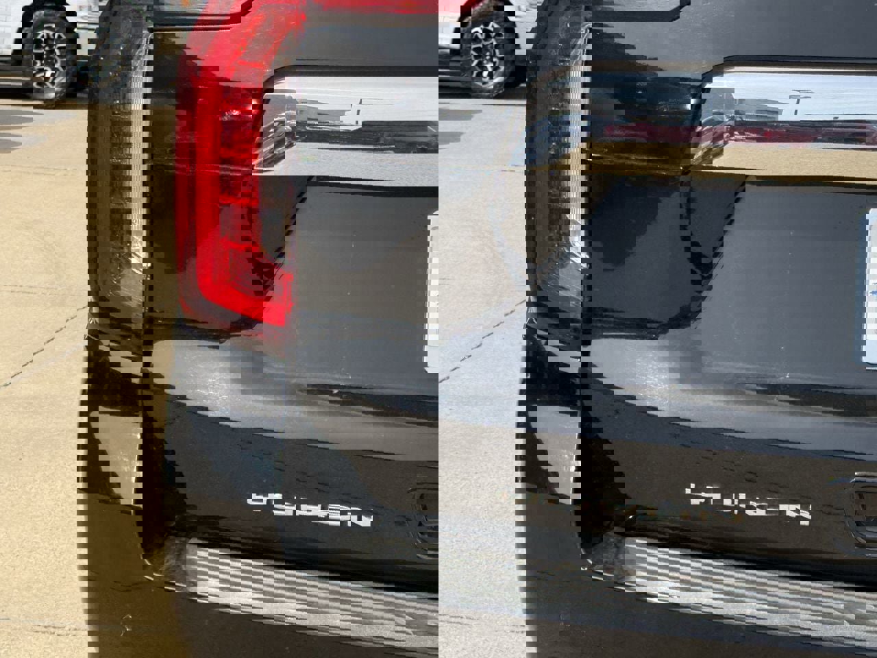 Used 2022 GMC Yukon XL SLT image 7