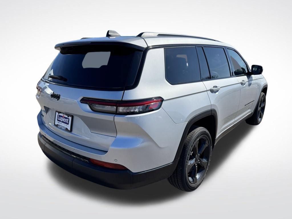 Used 2024 Jeep Grand Cherokee L Altitude image 4