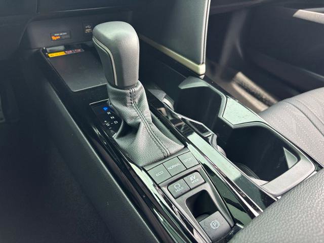 Used 2025 Toyota Camry XSE FWD image 26