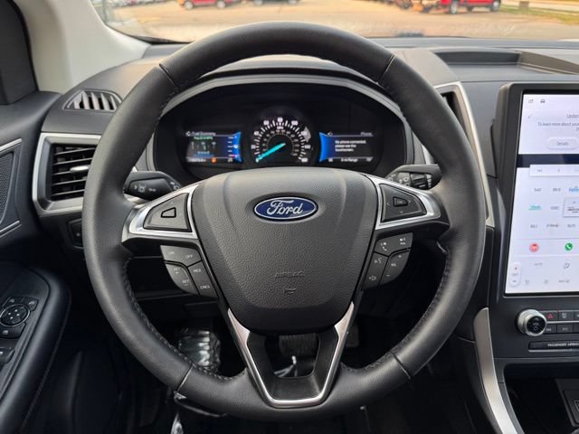Certified 2024 Ford Edge SEL w/ Convenience Package AWD/4WD image 30