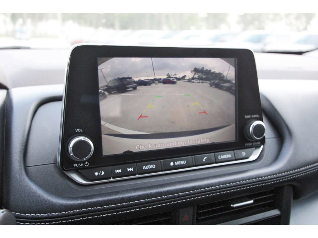 Used 2023 Nissan Rogue SV FWD image 24