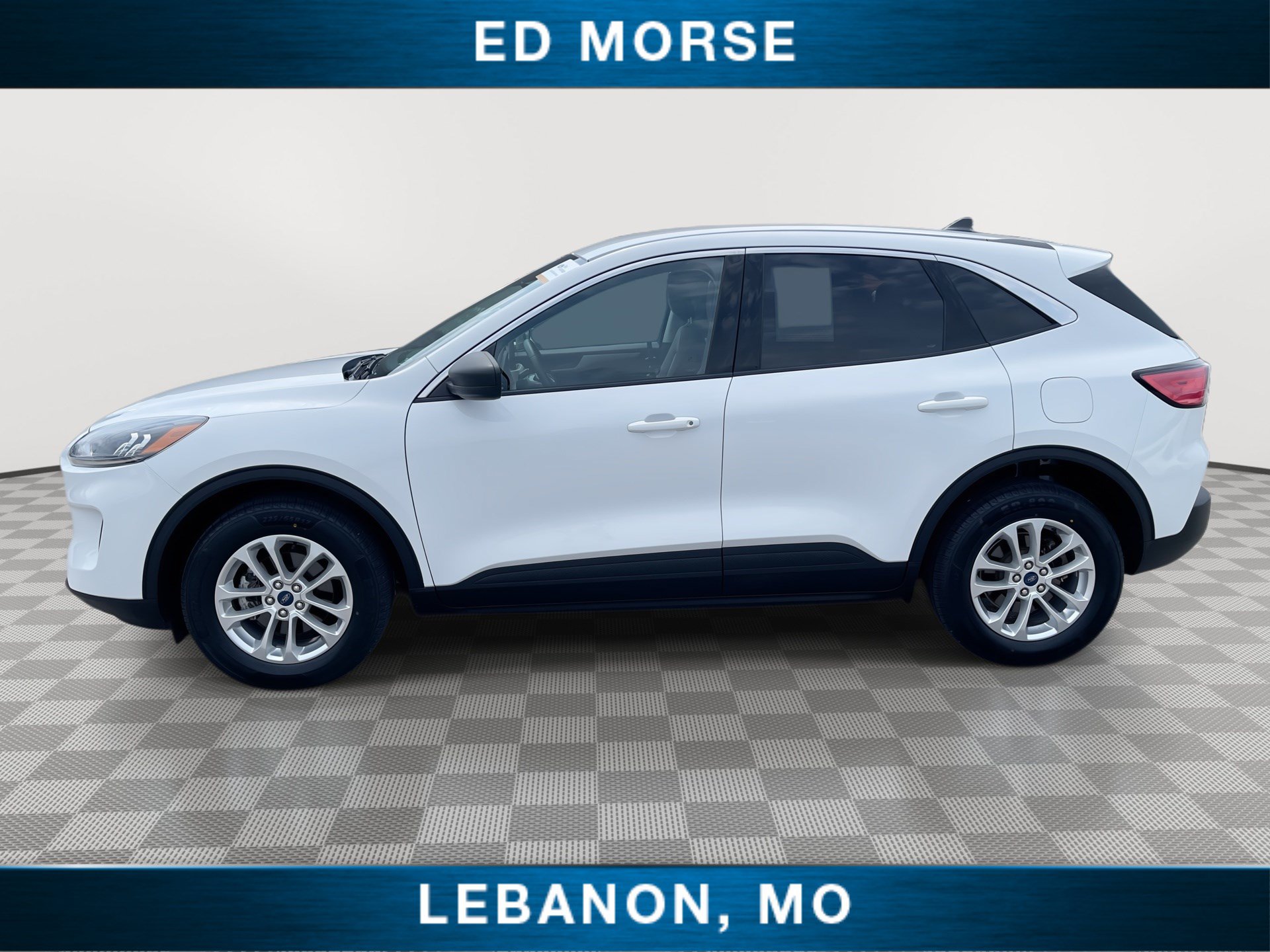 Certified 2022 Ford Escape SE w/ Cold Weather Package AWD/4WD image 5