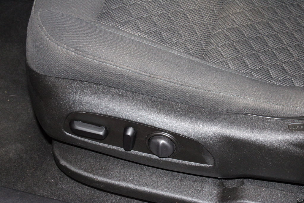 Used 2021 Chevrolet Blazer LT FWD image 23