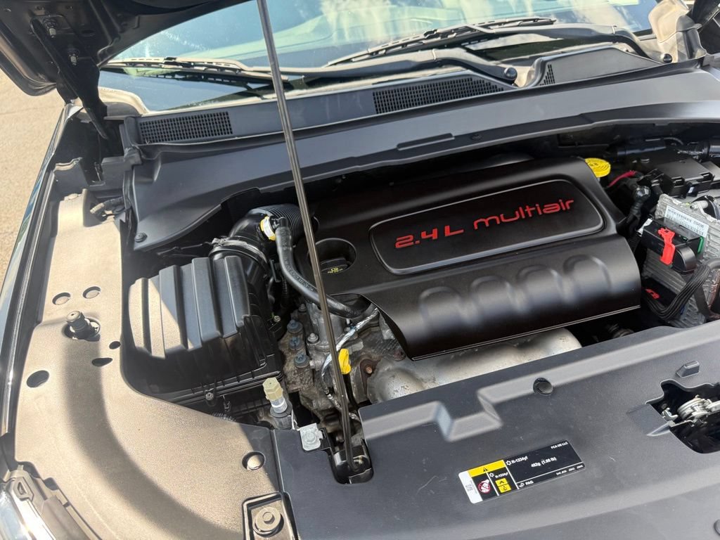Used 2018 Jeep Compass Latitude AWD/4WD image 63