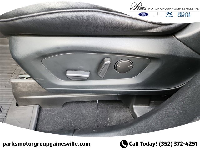 Certified 2021 Ford Explorer XLT w/ Equipment Group 202A image 18