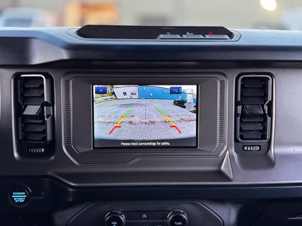 Certified 2022 Ford Bronco Outer Banks AWD/4WD image 4