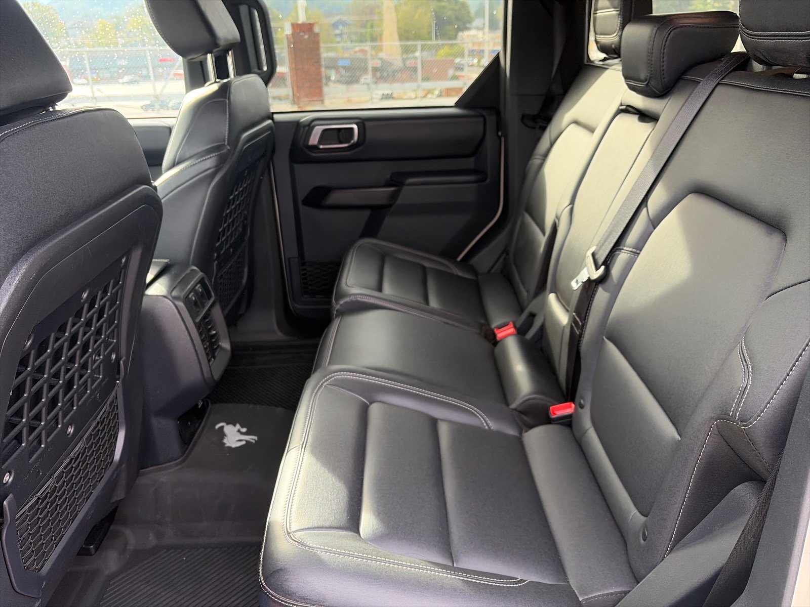 Certified 2025 Ford Bronco Badlands AWD/4WD image 19