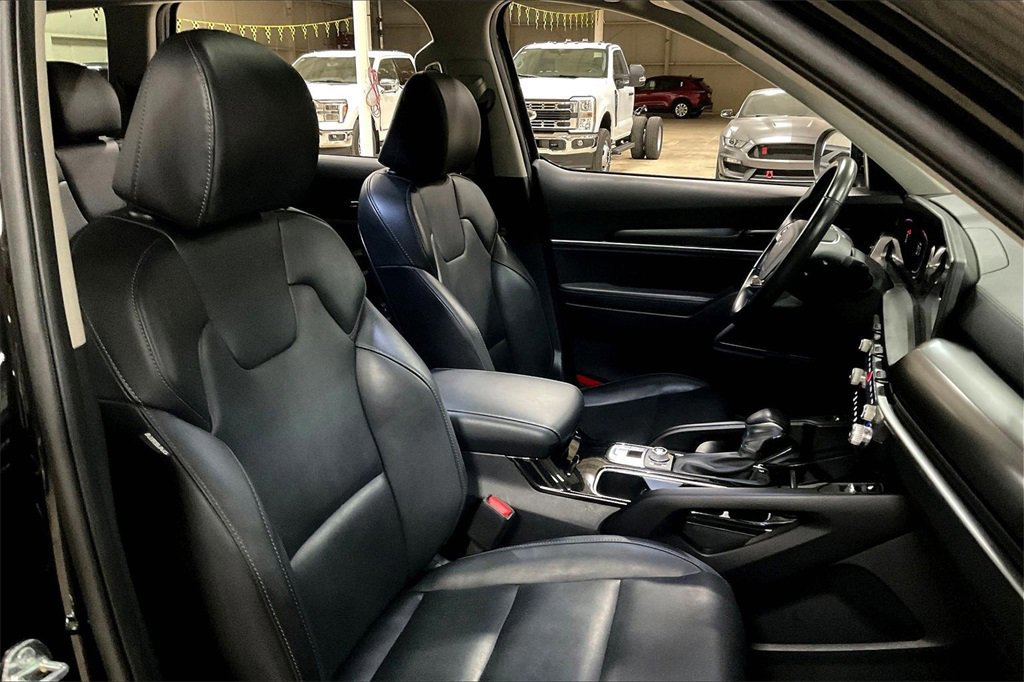 Used 2025 Kia Telluride S image 9