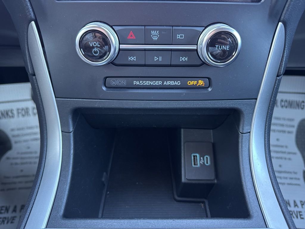 Certified 2024 Ford Edge SEL image 22