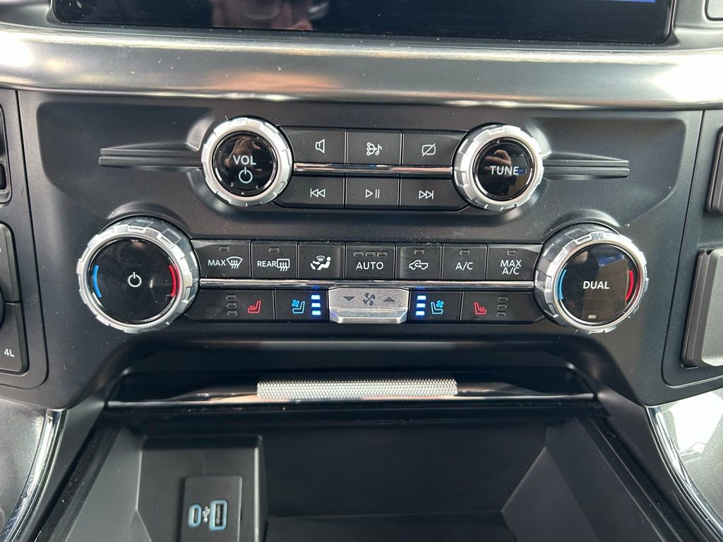 Certified 2023 Ford F150 Lariat image 32