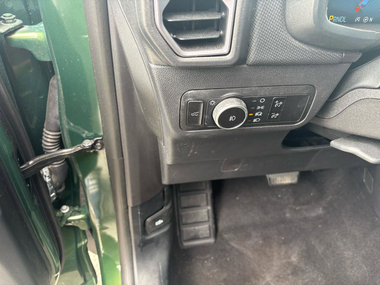 Certified 2025 Ford Bronco Sport Outer Banks w/ Outer Banks Tech Package+ AWD/4WD image 12