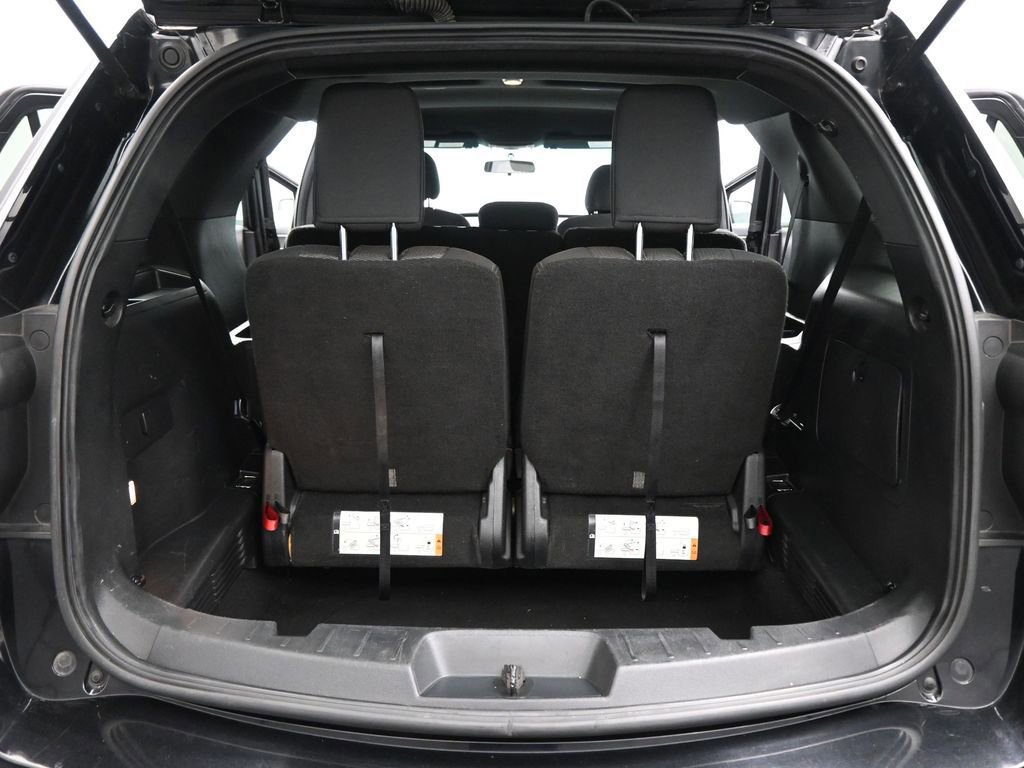 Certified 2017 Ford Explorer XLT image 49
