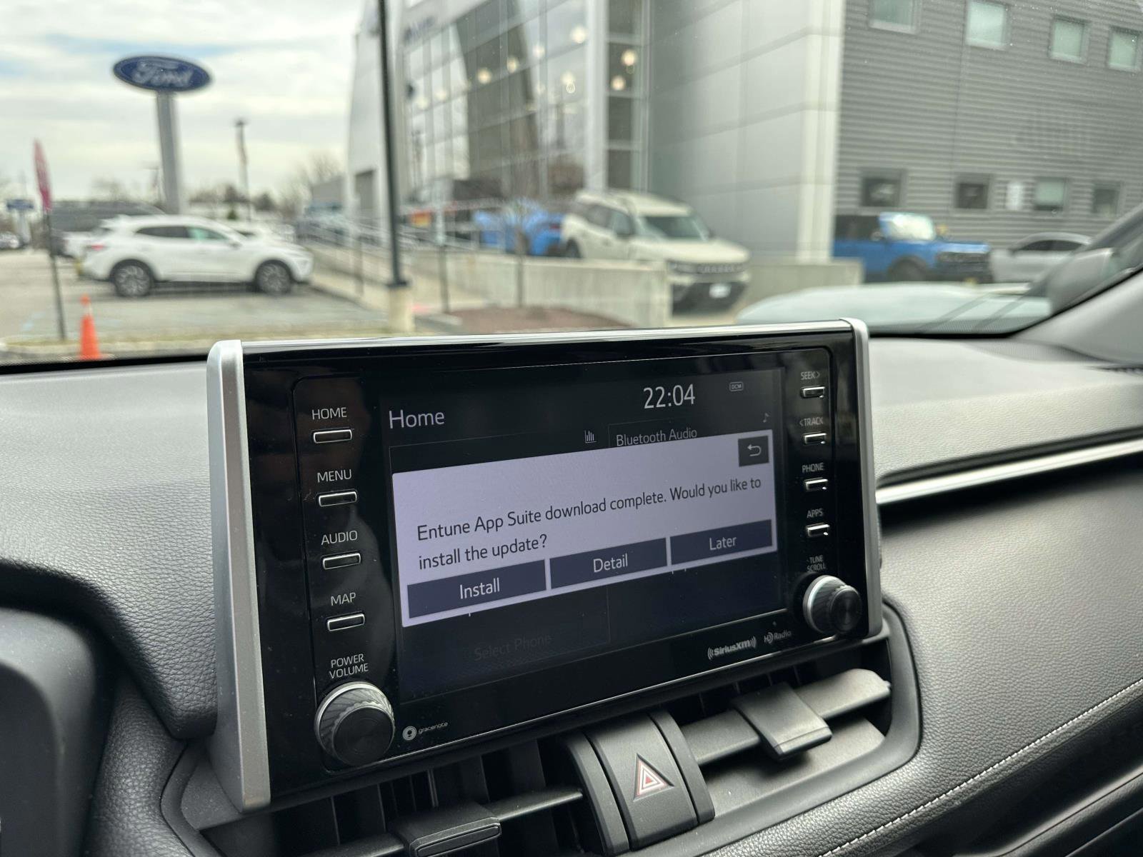 Used 2019 Toyota RAV4 XLE image 24