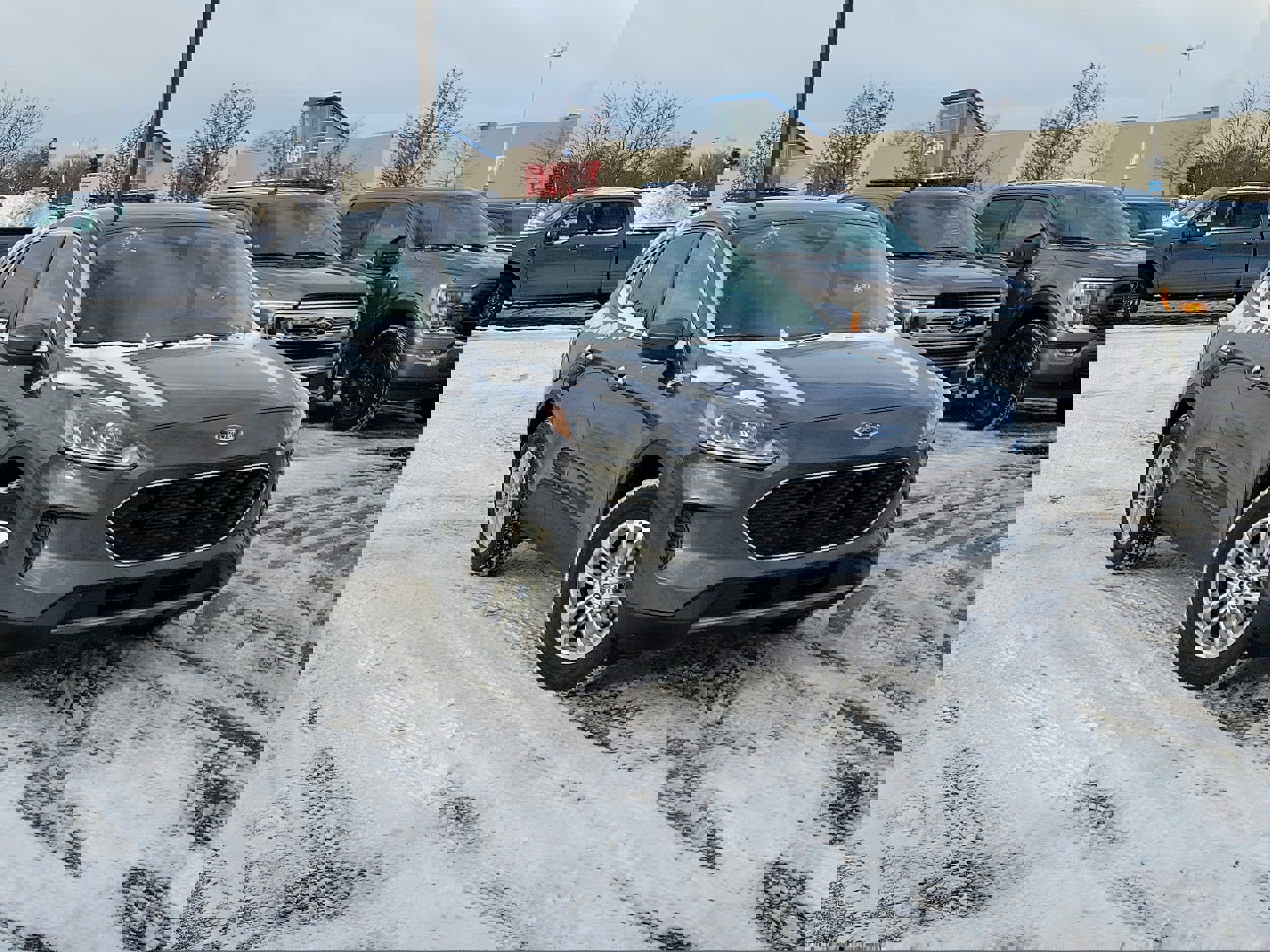 Certified 2020 Ford Escape SE image 32