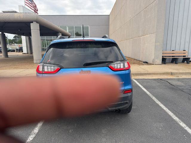 Used 2019 Jeep Cherokee Trailhawk w/ Comfort/Convenience Group image 4