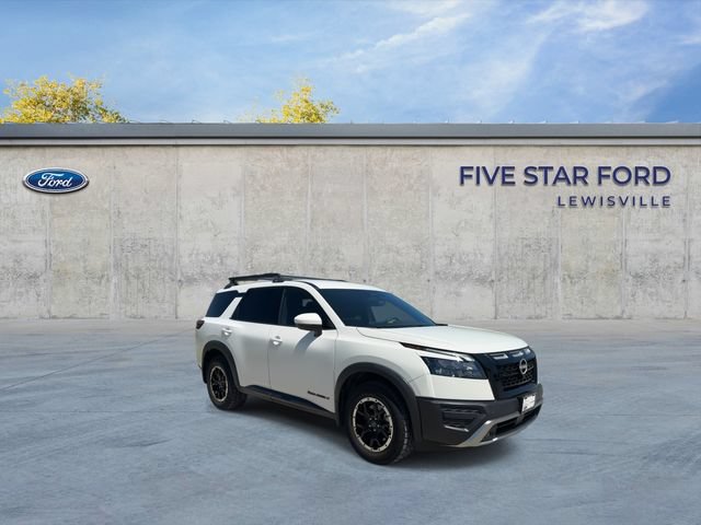 Used 2024 Nissan Pathfinder Rock Creek AWD/4WD image 2