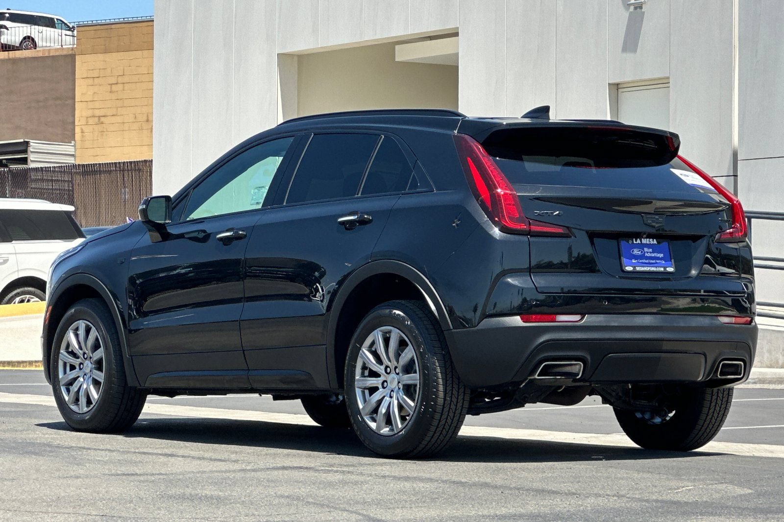 Used 2023 Cadillac XT4 Premium Luxury FWD image 5