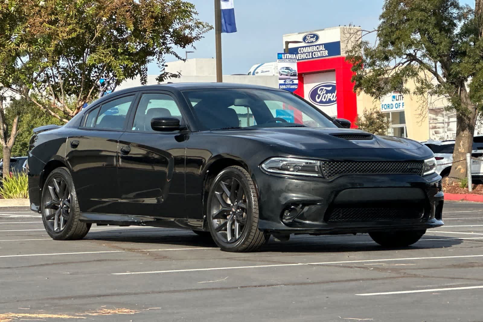 Used 2022 Dodge Charger GT w/ Blacktop Package RWD image 10