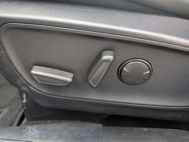 Certified 2025 Ford Escape ST-Line image 13