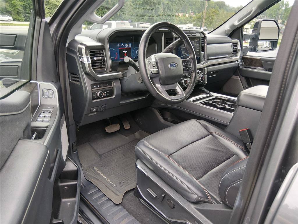 Certified 2024 Ford F250 Lariat w/ Lariat Ultimate Package AWD/4WD image 10
