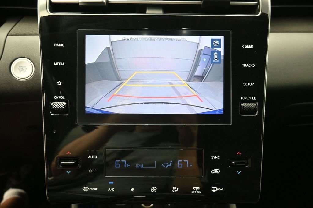 Used 2023 Hyundai Tucson SEL w/ Convenience Package FWD image 9