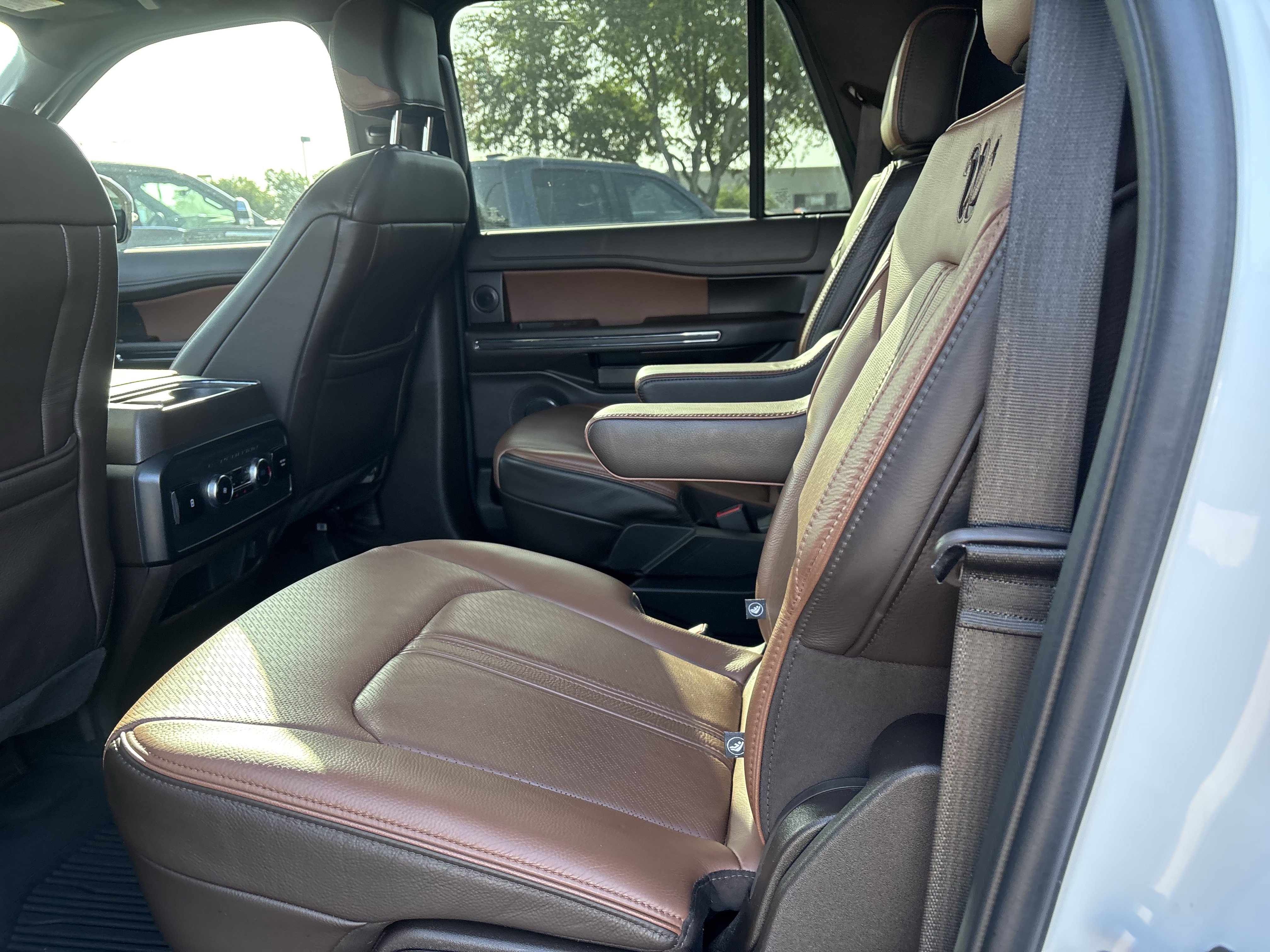 Certified 2024 Ford Expedition Max King Ranch AWD/4WD image 16