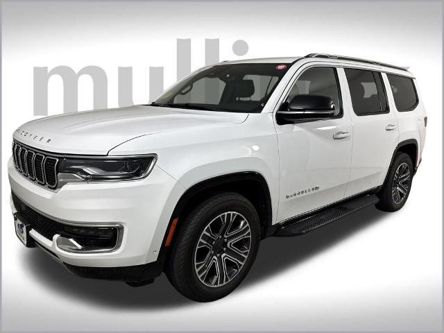 Used 2024 Jeep Wagoneer Series II w/ Flexible Seating Group image 15